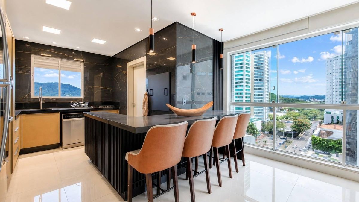 Apartamento com 4 suítes e 3 vagas no Marina Palace - Apartamento em Centro, Balneário Camboriú - para locação - Nobilitá Imobiliária