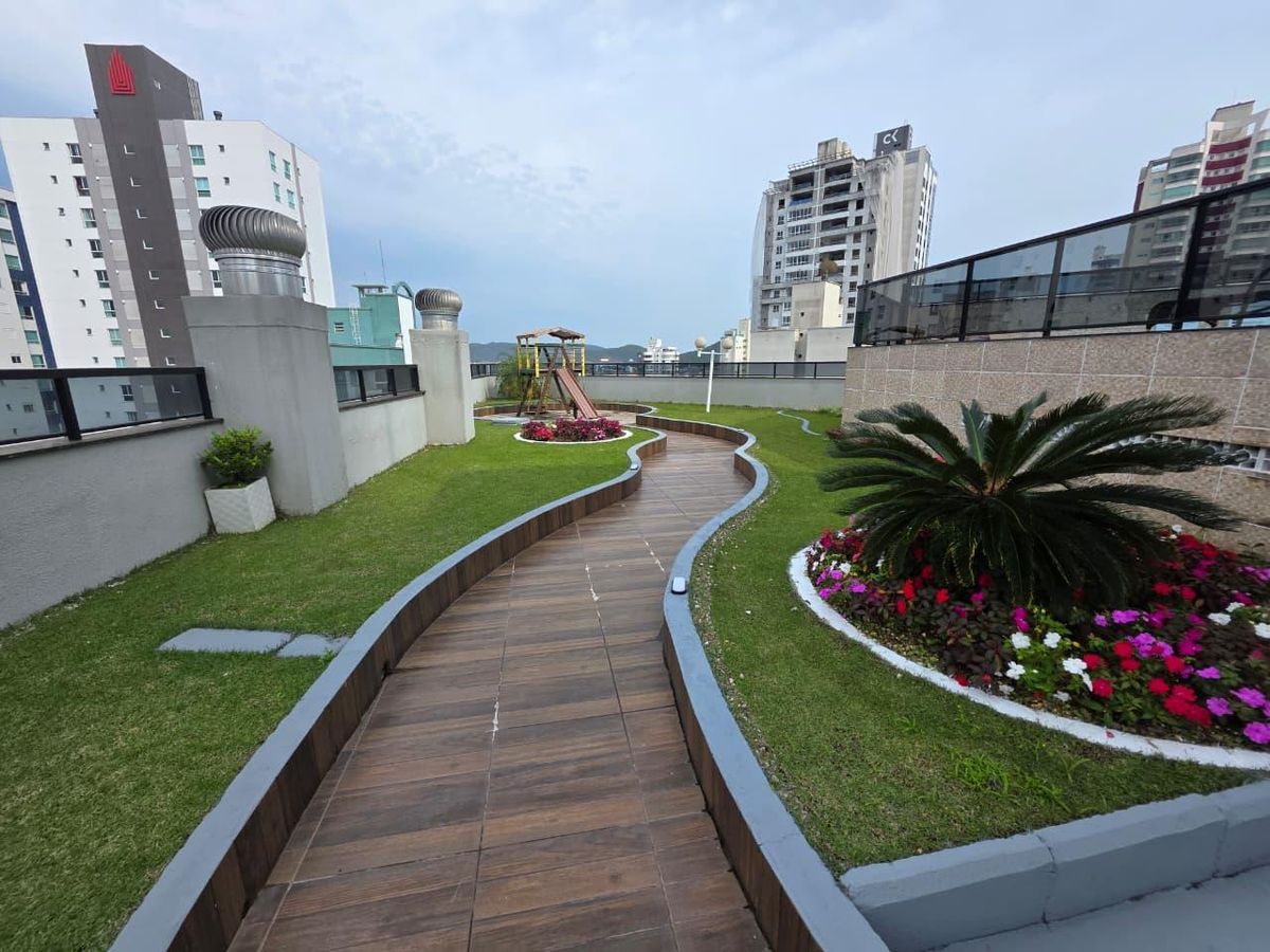 ALUGUEL DE APARTAMENTO DE 3 DORMITÓRIOS NA RUA 3100 EM BALNEÁRIO CAMBORIÚ - 16