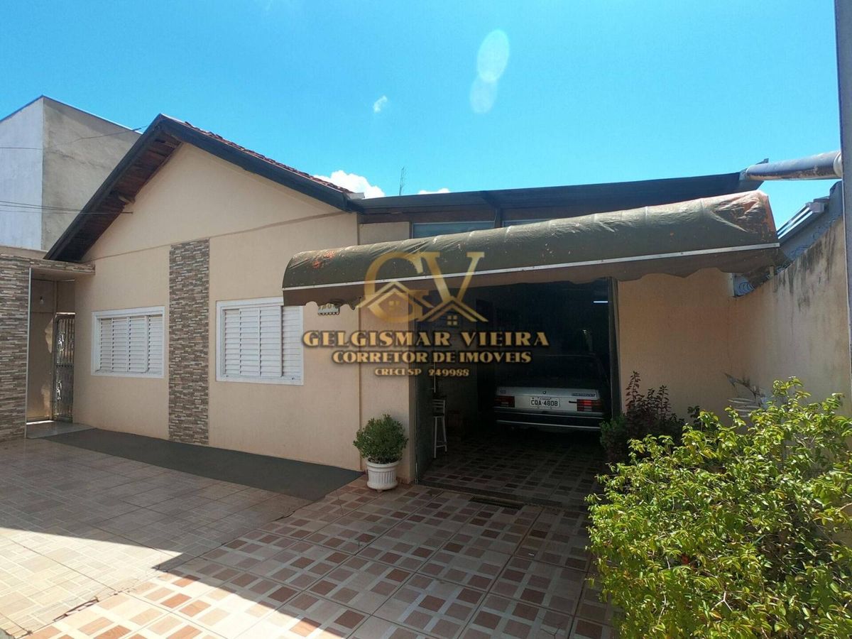 🏡 VENDE-SE CASA NO CENTRO - BEBEDOURO - SP🏡 - Casa em Centro, Bebedouro - à venda - Gelgismar Vieira
