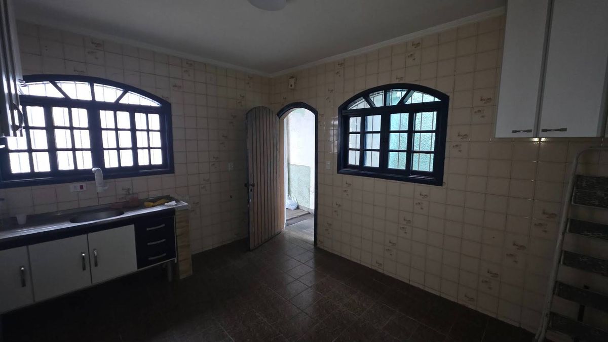 Casa, 2 quartos, 155 m² - Foto 7