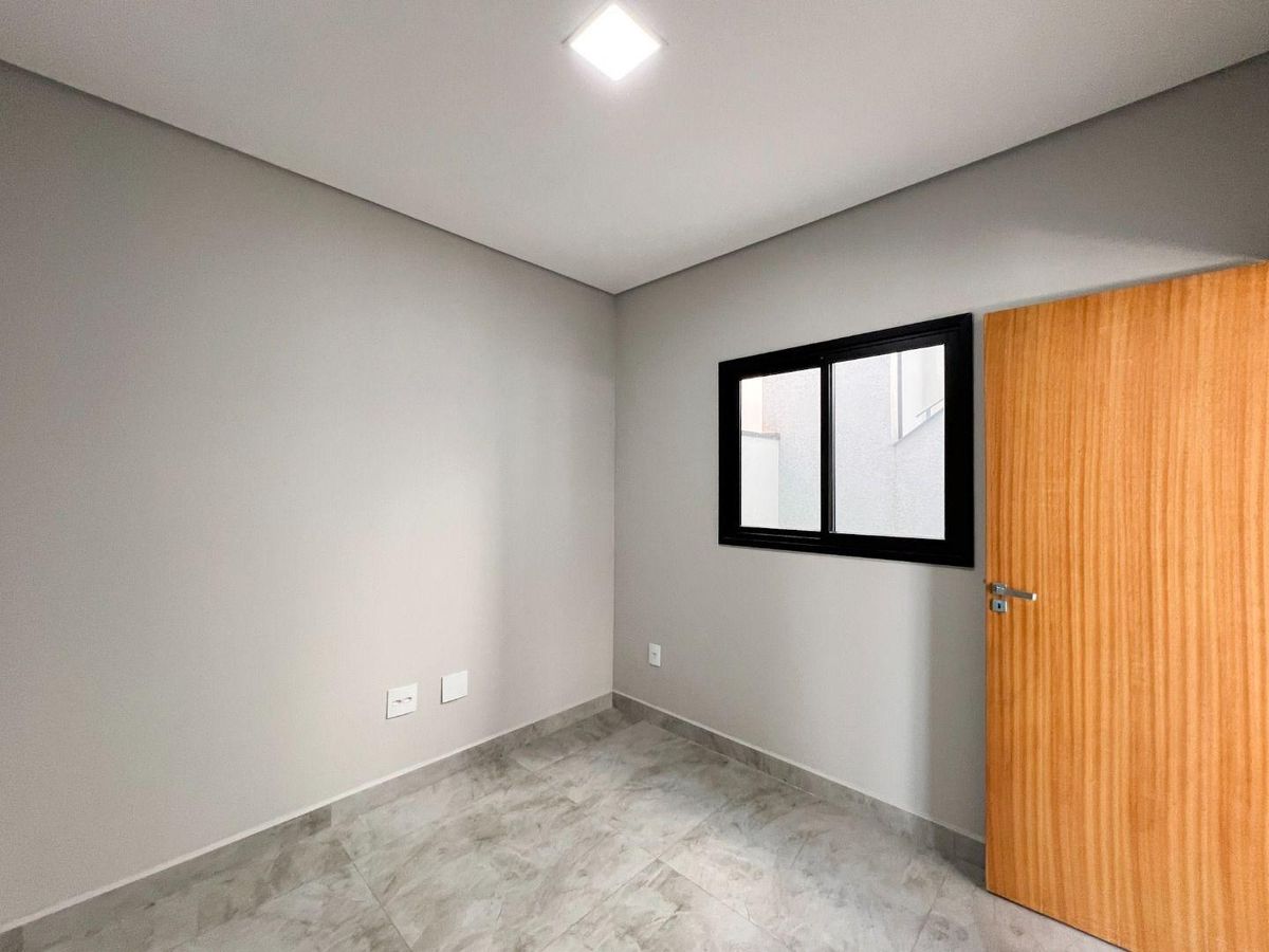 Casa com 3 dormitórios à venda, 253 m² por R$ 1.800.000,00 - Residencial Villa do Sol - Valinhos/SP, foto 2