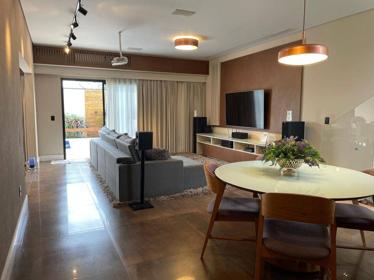 Casa com 4 quartos e 284 m² em Vila Guilhermina, Praia Grande