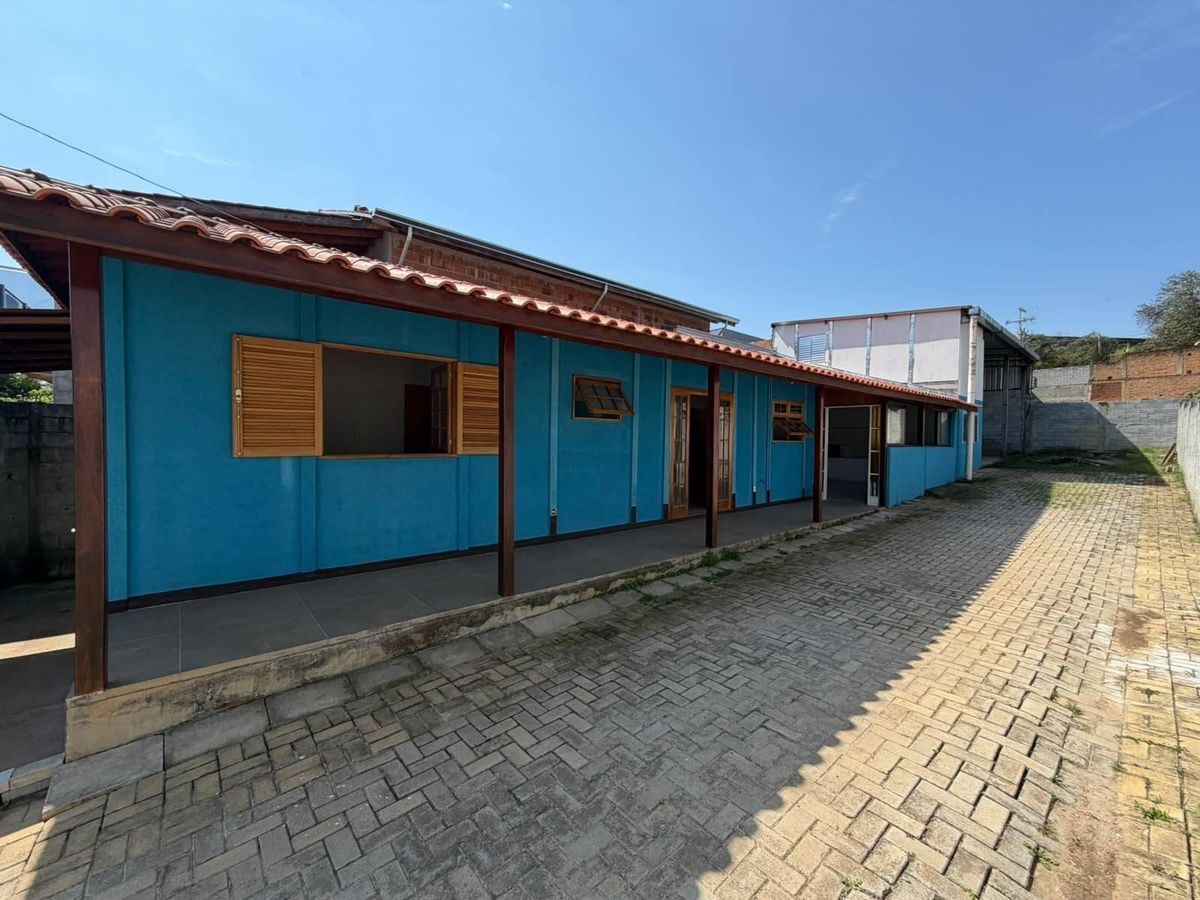 Casa com 2 quartos, Água Comprida - Bragança Paulista - Casa em Água Comprida, Bragança Paulista - para locação - Marco Aurelio de Oliveira Negócios Imobiliários LTDA
