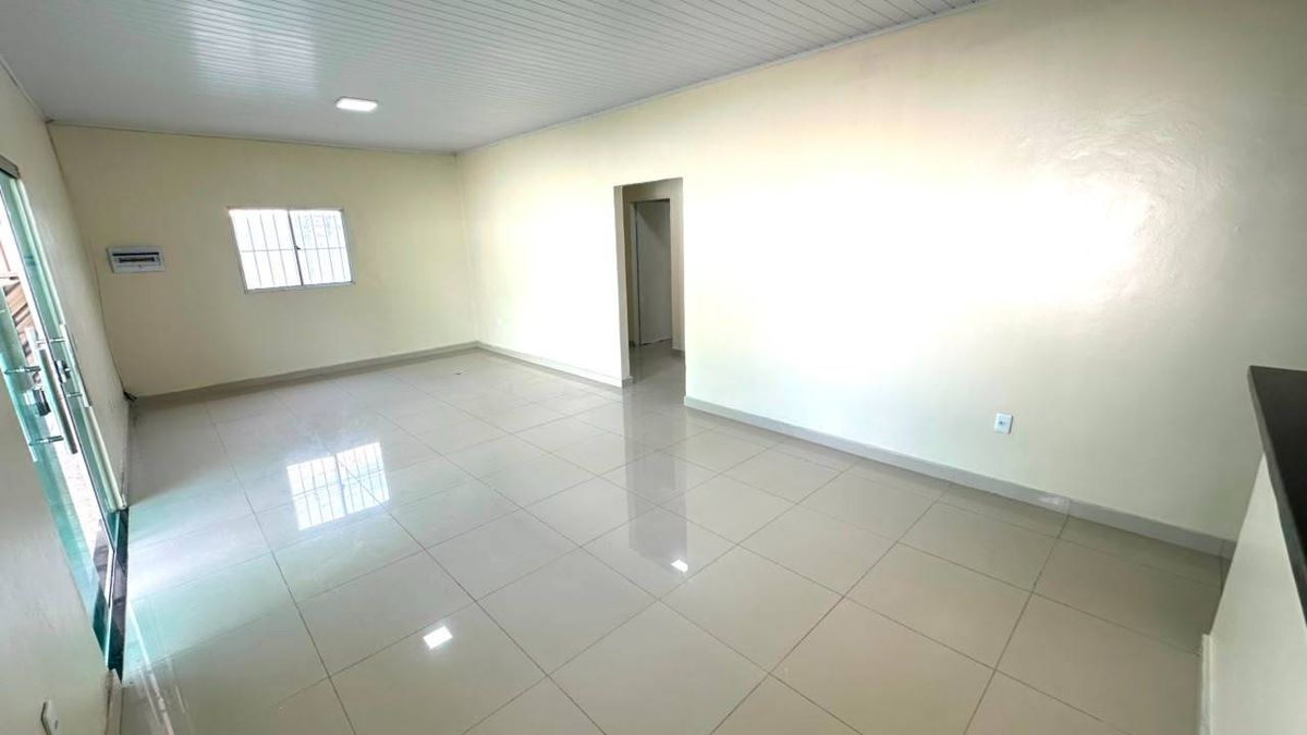 Vendo Casa no Aguas Claras com 03 Quartos