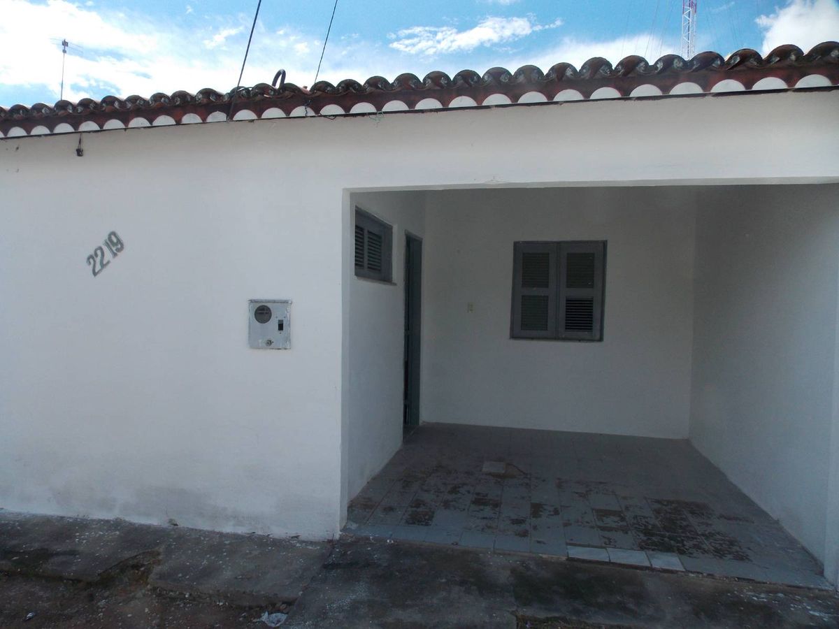 CASA PLANA ALMEIDA 01 - Casa em Centro, Cascavel - para locação - Fabíola Almeida Imóveis