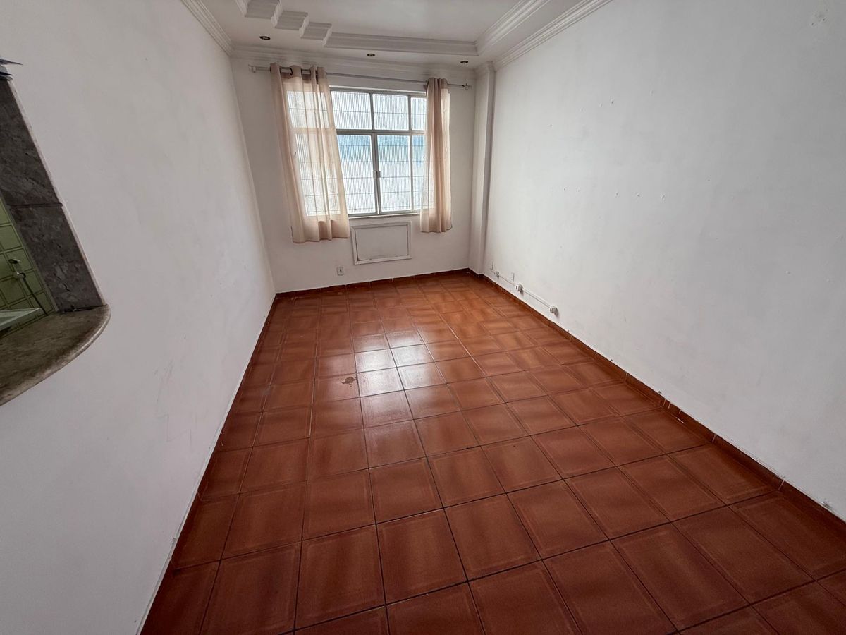 Apartamento Cacuia - 2 quartos com dependência completa e elevador - OPORTUNIDADE - Apartamento em Cacuia, Rio de Janeiro - à venda - Cris Pinheiro Negócios Imobiliários LTDA