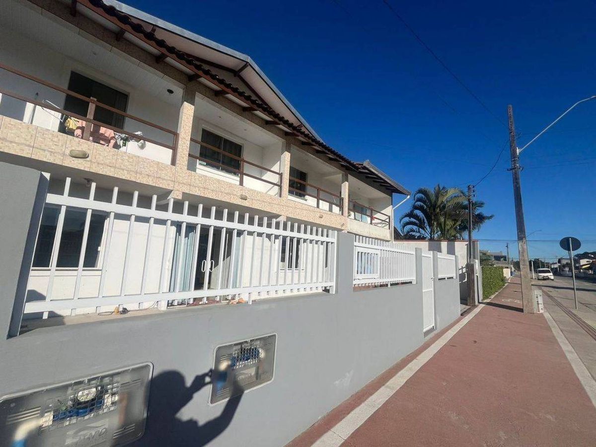 Casa com 3 quartos, Princesa do Mar - Itapoá - Casa em Princesa do Mar, Itapoá - para locação - EVEREST INVESTIMENTOS IMOBILIARIOS