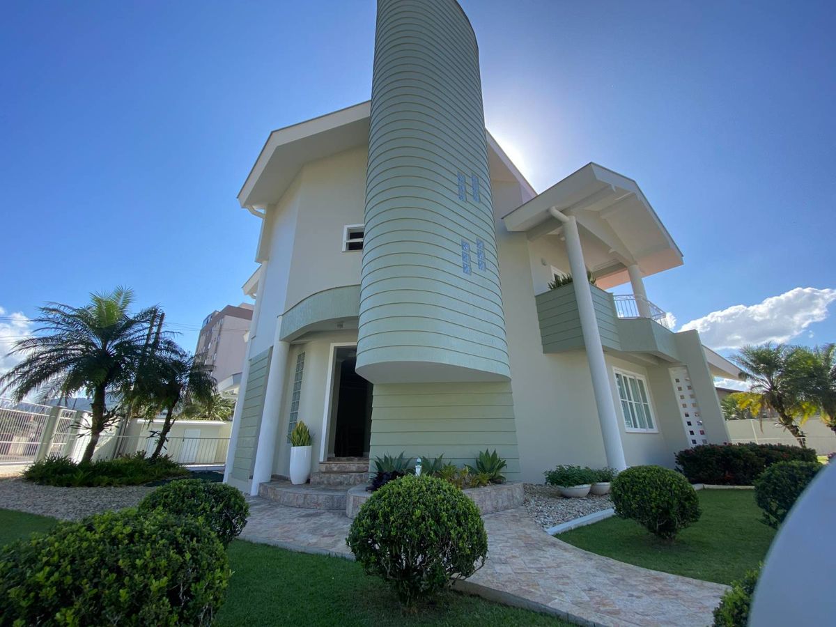CASA COM SUÍTE MASTER E PISCINA NA BARRA DO RIO CERRO - Casa em Barra do Rio Cerro, Jaraguá do Sul - à venda - Brisa Sul Imóveis