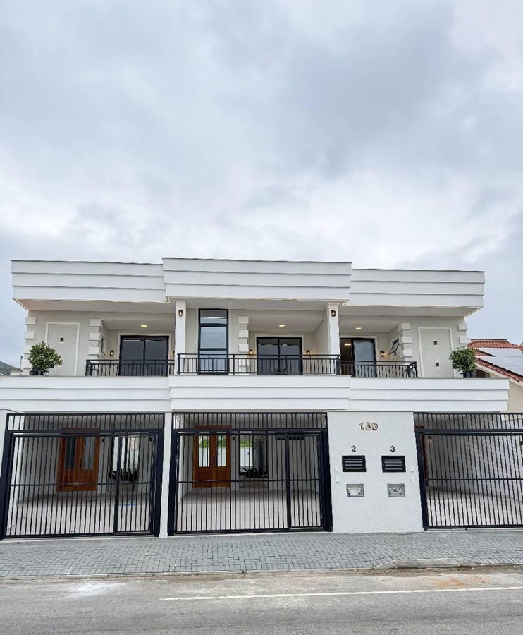 Casa Alto Padrão Com 03 Quartos | Amizade - Jaragua Do Sul - Sobrado em Amizade, Jaraguá do Sul - à venda - Eskala Imóveis LTDA