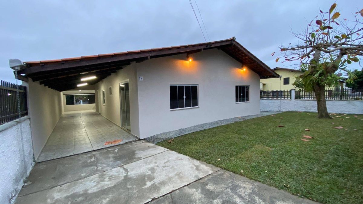 CASA COM 04 QUARTOS NO BAIRRO ITAJUBA - Barra Velha/SC