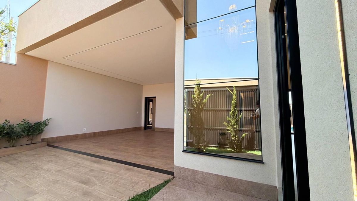 Casa de Alto Padrão com 3 Suítes e Piscina no 409 Sul - Casa em Plano Diretor Sul, Palmas - à venda - NOOVA SOLUCOES IMOBILIARIAS LTDA
