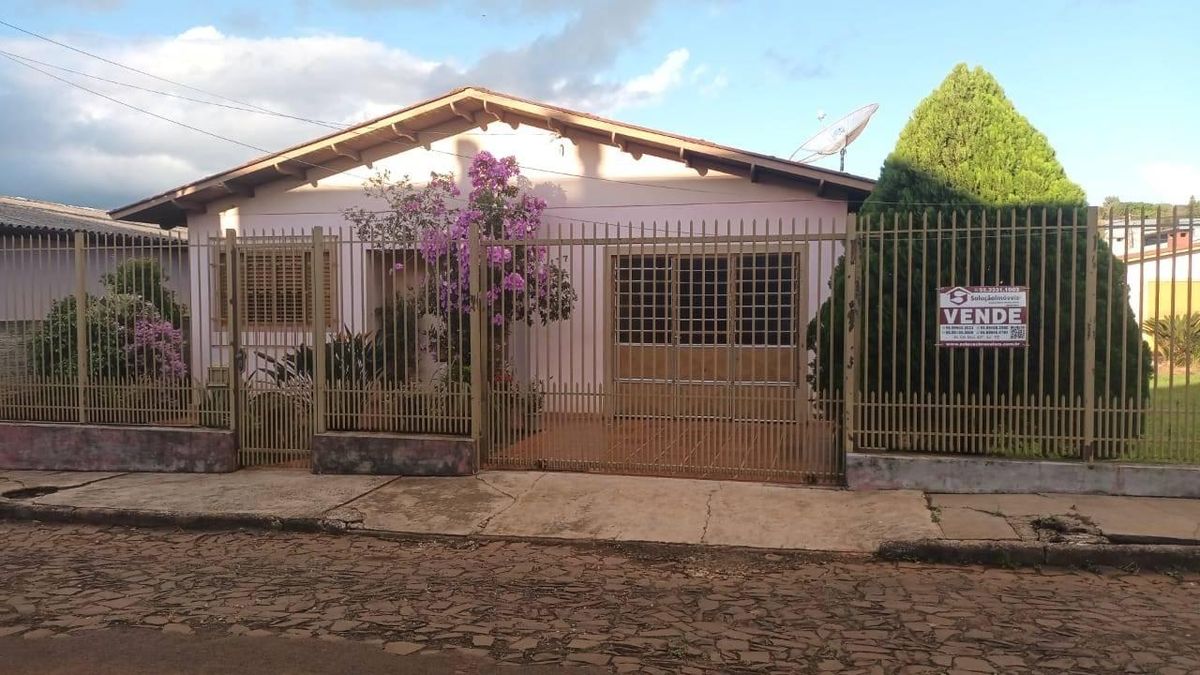 Casa 3 quartos em Burtet com 120m² de área útil - Casa em Burtet, Ijuí - à venda - IMOBILIÁRIA SOLUÇÃO IMÓVEIS IJUÍ