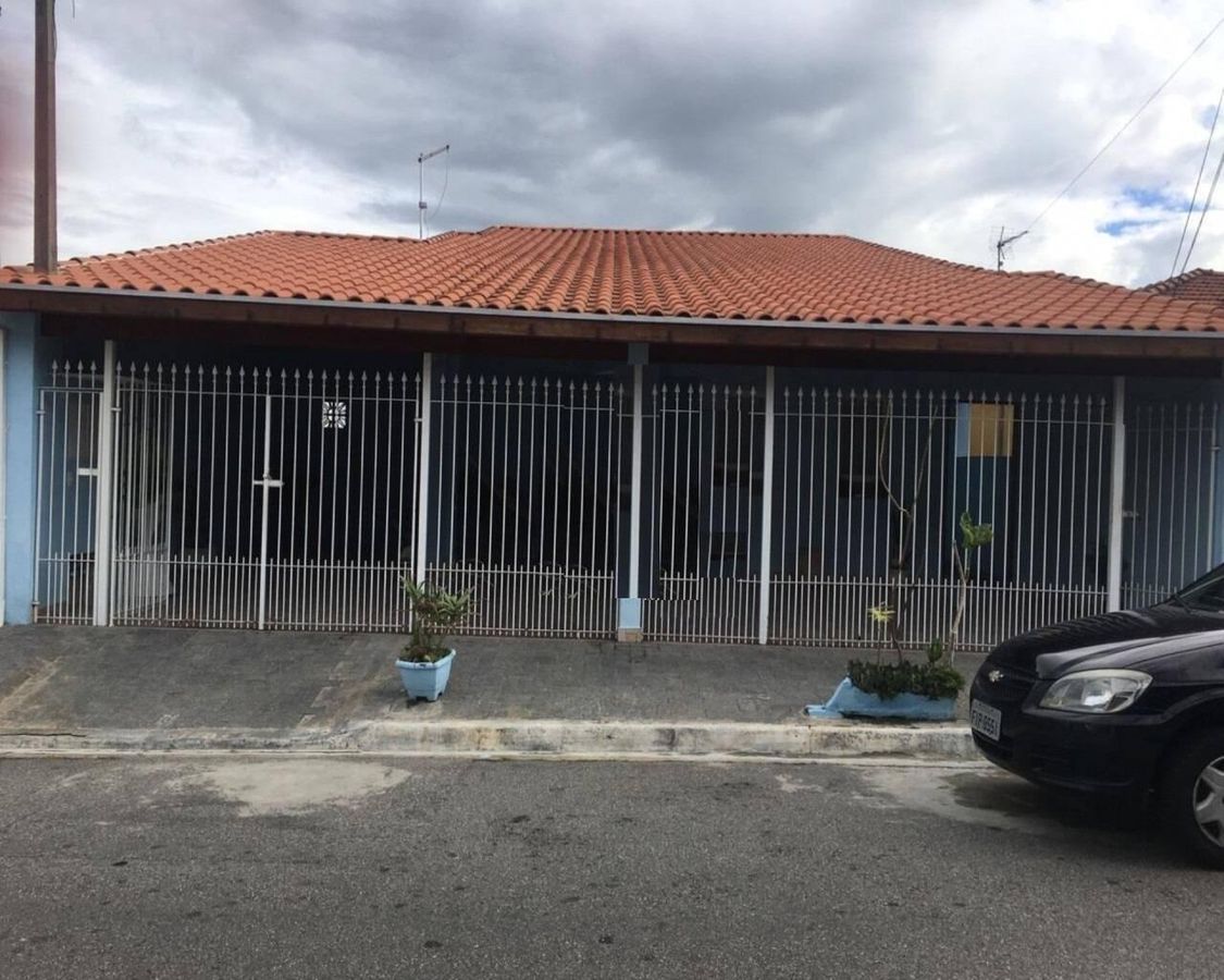 CASA NO JD DAS INDUSTRIAS JACAREÍ SP - Casa em Jardim das Indústrias, Jacareí - à venda - LISURA IMÓVEIS