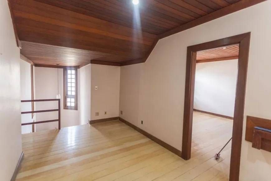 Casa com 5 quartos à Venda, Serra - Belo Horizonte - Casa em Serra, Belo Horizonte - à venda - Silvio Ximenes Imobiliária