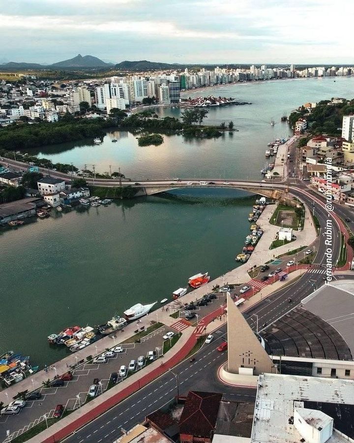Morar no Centro de Guarapari: Vantagens e Imóveis
