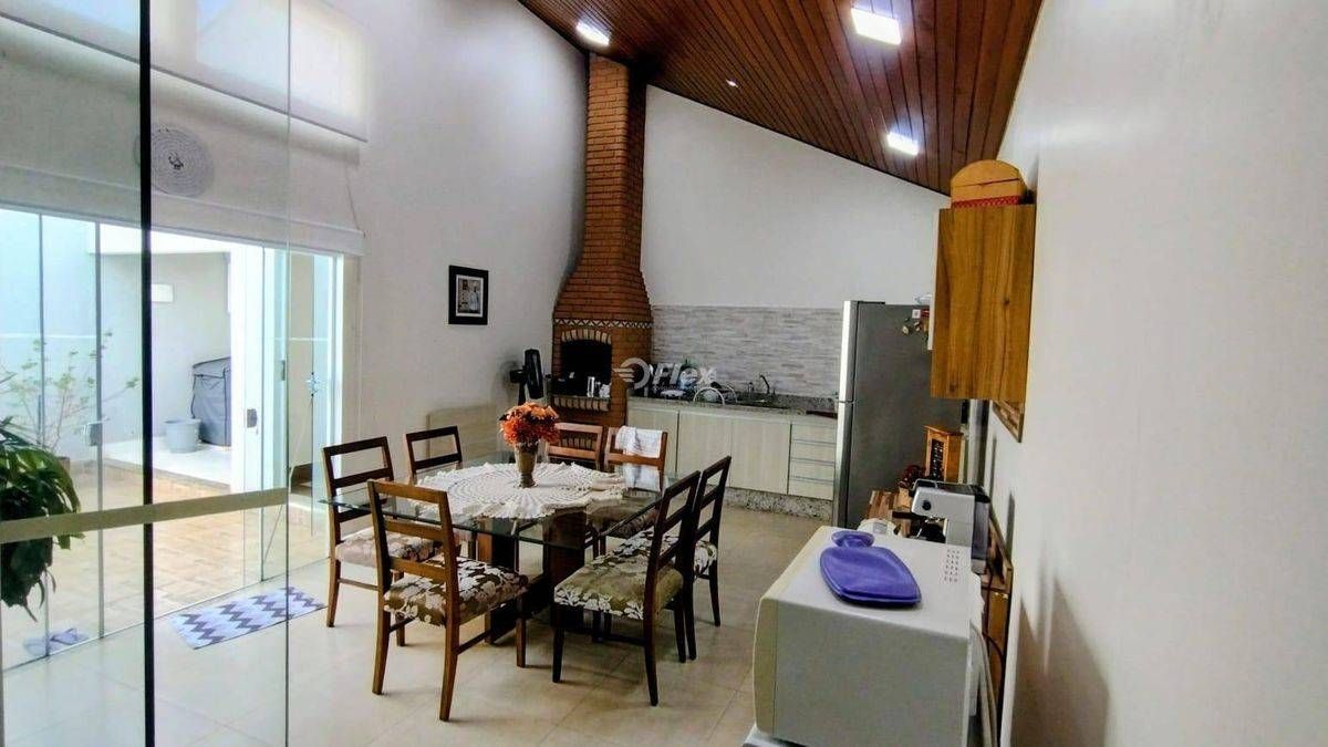 Conjunto Residencial Luiz Egydio de Cerqueira César - Residencial › Casa - Casa em Conjunto Residencial Luiz Egydio de Cerqueira César, Marília - à venda - FLEX CONSULTORIA IMOBILIÁRIA LTDA