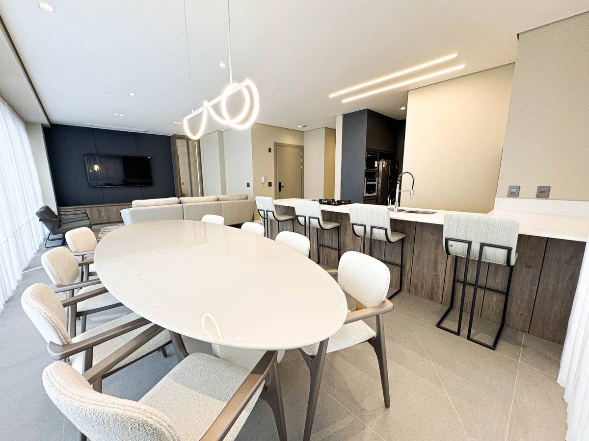 Apartamento Mobiliado e Decorado à Venda no Edifício Zenith em Balneário Camboriú - Apartamento em Centro, Balneário Camboriú - à venda - Desc Imóveis