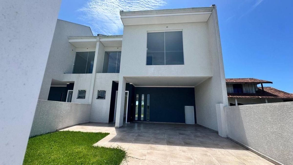 Sobrado com 3 dormitórios à venda, 137 m² por R$ 650.000,00 - Volta Ao Mundo II - Itapoá/SC - Sobrado em Volta ao Mundo II, Itapoá - à venda - Nossa Praia Imóveis