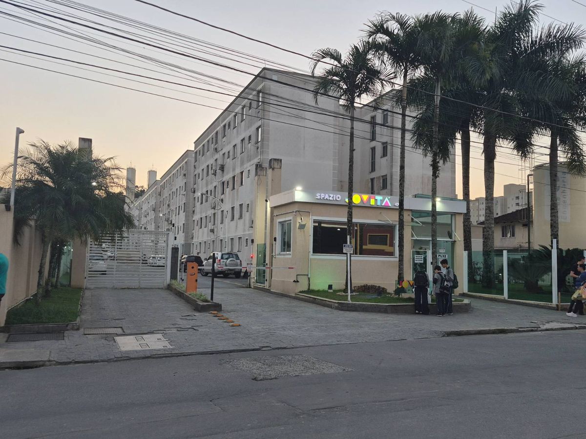 Apartamento com 2 quartos, Floresta - Joinville - Apartamento em Floresta, Joinville - à venda - CHALUZIM IMÓVEIS LTDA