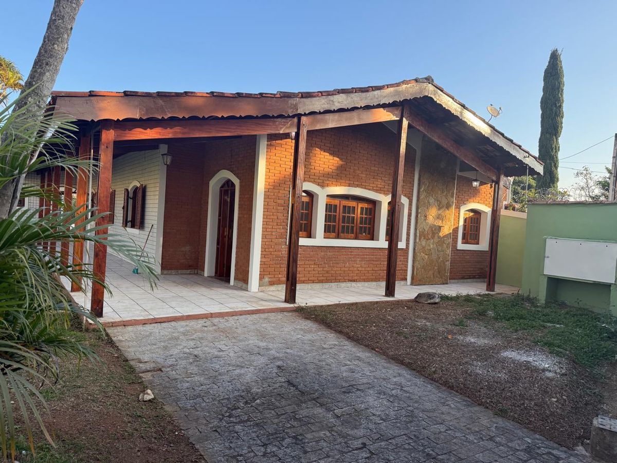 Casa com 4 quartos, Vila Giglio - Atibaia - Casa em Vila Esperia ou Giglio, Atibaia - para locação - Di Casa Imóveis Atibaia LTDA