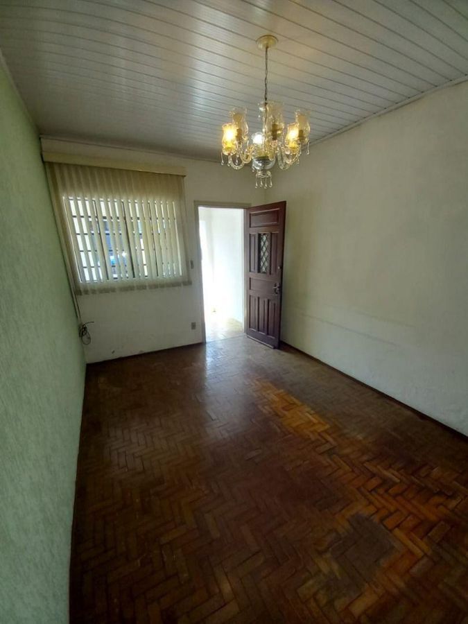Casa 3 dormitórios, em excelente localização residencial ou comercial. Cômodos grandes, quintal amplo. Vila Santana em Valinhos., foto 2