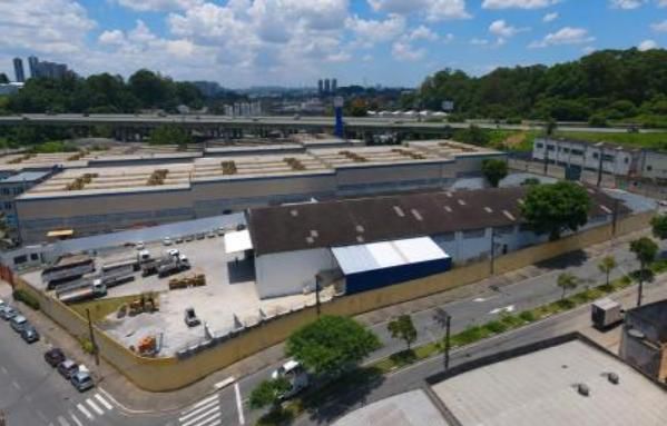 MARAVILHOSO GALPÃO INDUSTRIAL - LOCALIZAÇÃO PERFEITA PARA A SUA EMPRESA - Galpão em Conceição, Diadema - para locação - Um Imóvel