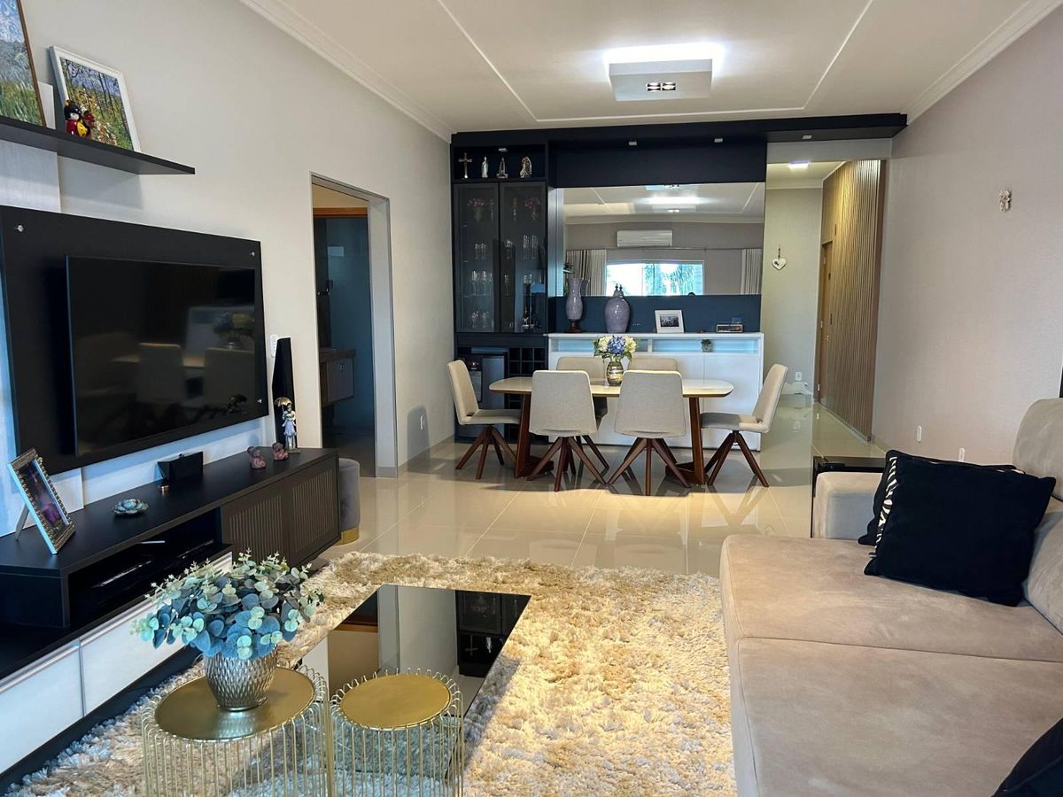 Apartamento com 3 quartos, 2 vagas - Edifício Bruna Elisa, Alphaville