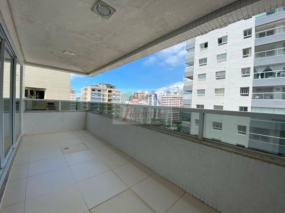 Apartamento  4 dormitórios à venda no bairro Pompéia - Santos/SP