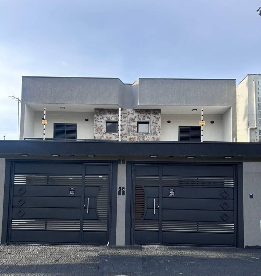 Sobrado de Alto Padrão, 155M², 3 Dormitórios, sendo 1 Suíte, Infr. para Ar-Cond; 4 Vagas, Área Lazer com Churrasqueira, Utinga, Santo André-SP - Sobrado em Jardim Utinga, Santo André - à venda - Paula & Abreu Imóveis