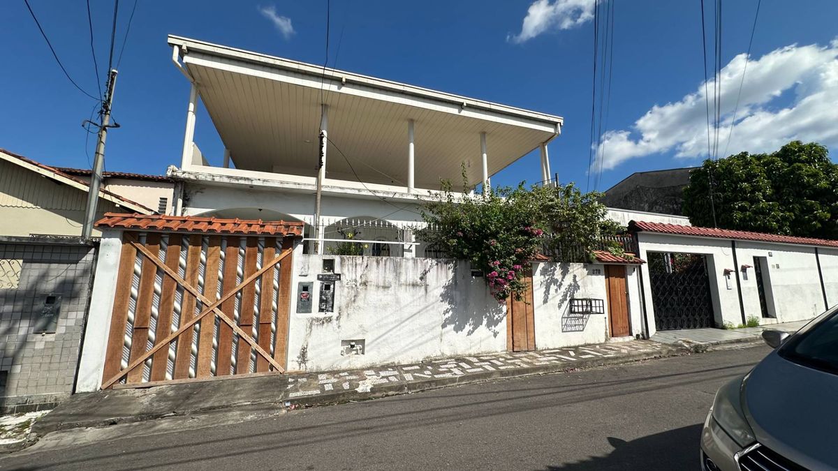 Casa no Dom Pedro Duplex