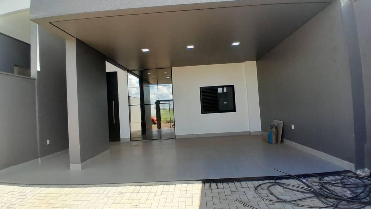 Casa com 3 quartos, 1 suíte