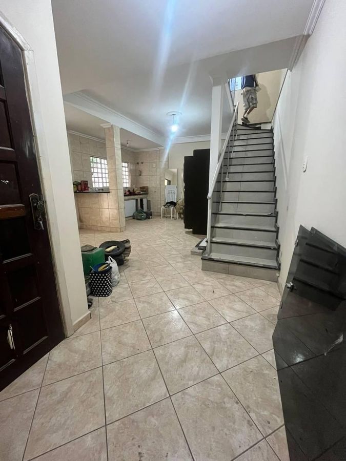Sobrado com 2 quartos, Morro Chic - Itajubá - Sobrado em Morro Chic, Itajubá - para locação - Colibri Imóveis Ltda