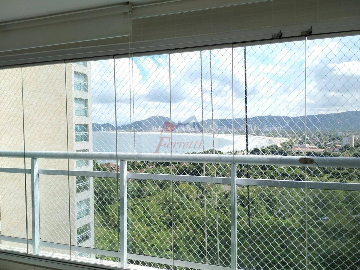 Apartamento com 3 suítes à venda na praia da Enseada Guarujá SP