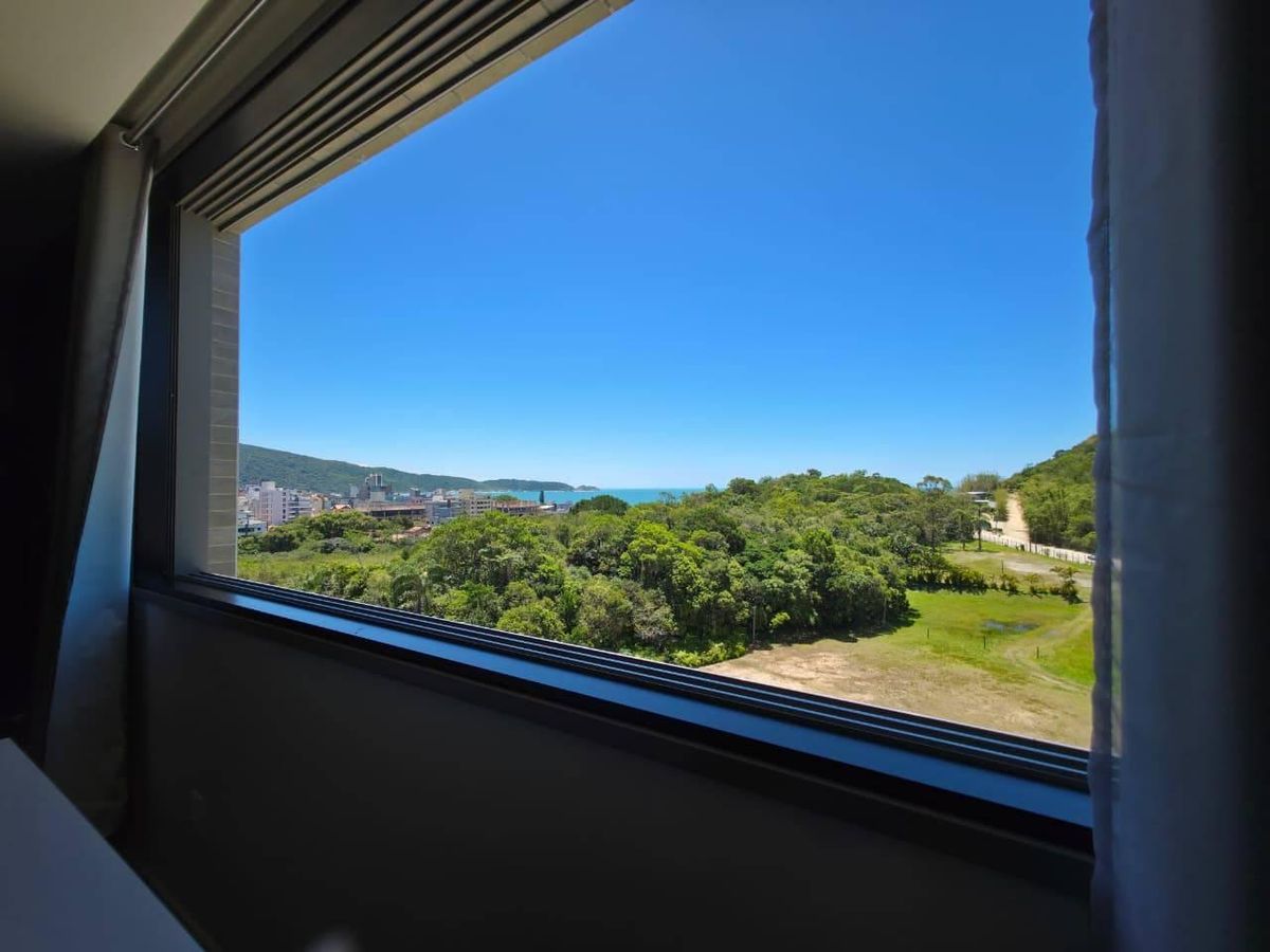 Apartamento a Venda Bombas 400m do Mar