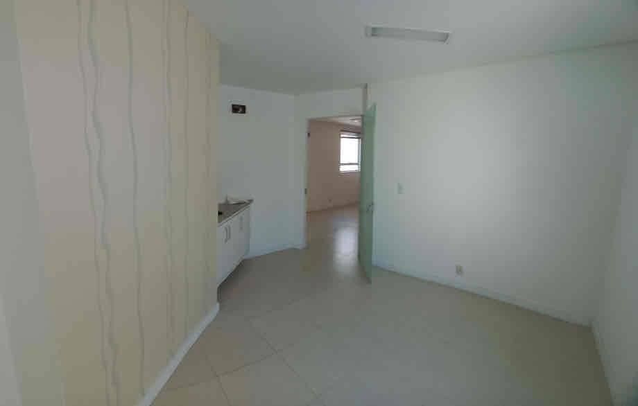 Conjunto 4 salas comercial para área da saúde , Pioneiros, Balneário Camboriú, SC