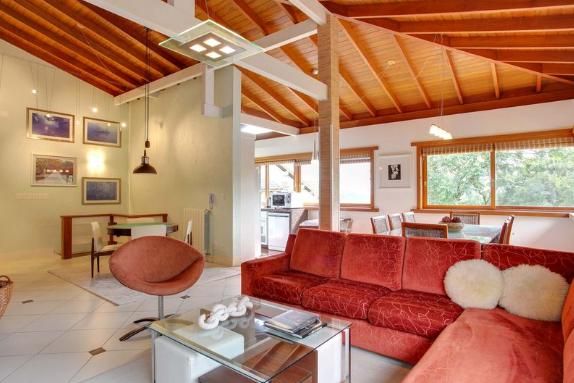 Um Imóvel Raro, em Uma Localização Incomparável, a Poucos Passos do Lago Negro! - Apartamento em Ipê Amarelo, Gramado - à venda - Praxer