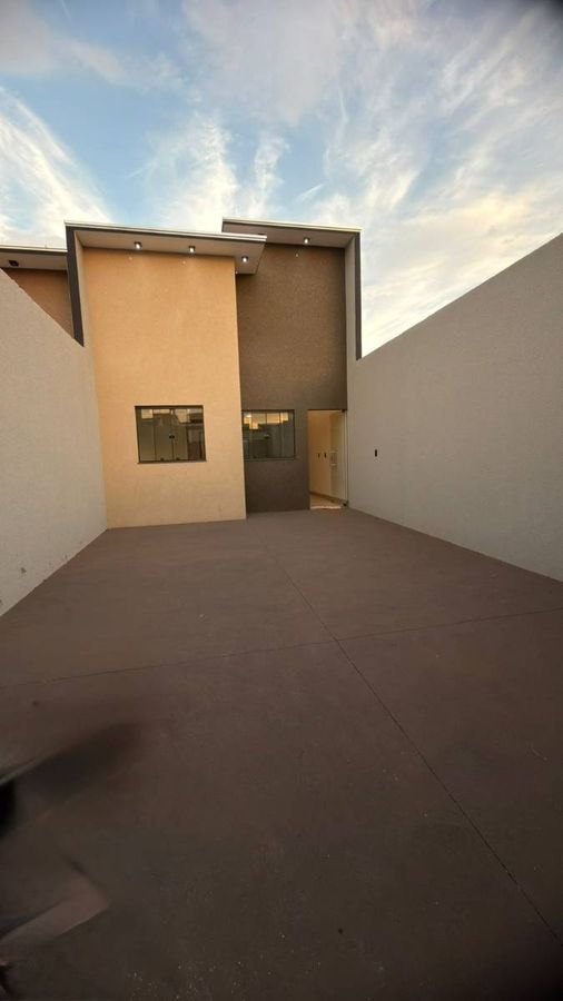 Casa com 3 quartos, Residencial Atalaia - Rio Verde