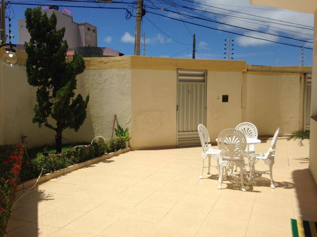 Casa com 5 quartos à Venda, Coroa do Meio - Aracaju