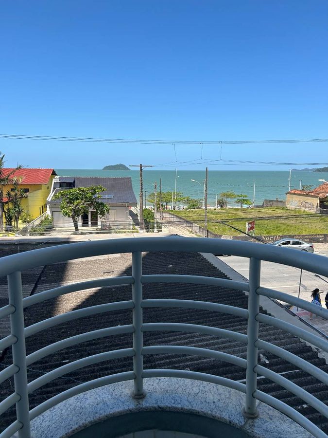 🏢 Apartamento à Venda com 2 Quartos, 1 Suíte, 1 Vaga no Bairro Centro - Balneário Piçarras | Cód. 3022 - Apartamento em Centro, Balneário Piçarras - à venda - Elita Imobiliária