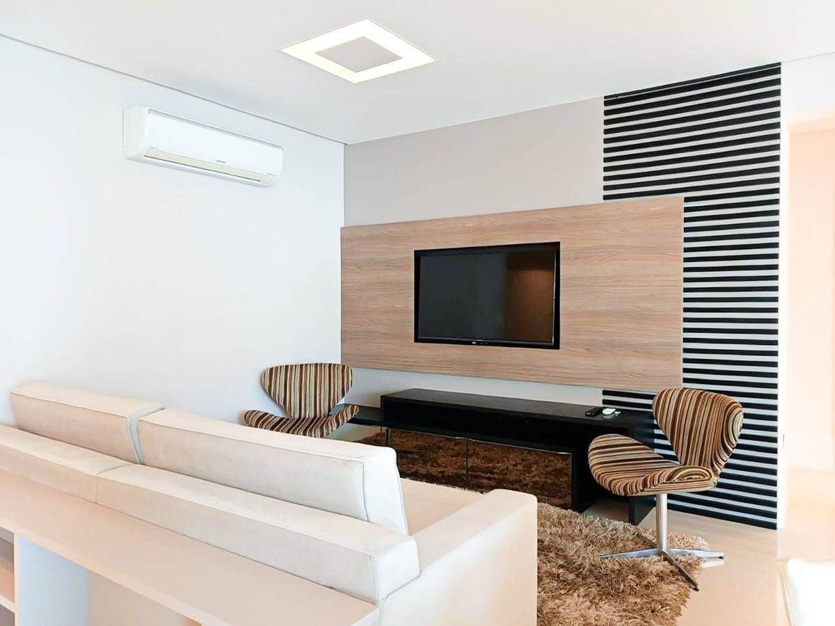 Apartamento mobiliado com 3 suítes para locação em Balneário Camboriú - Apartamento em Centro, Balneário Camboriú - para locação - Desc Imóveis