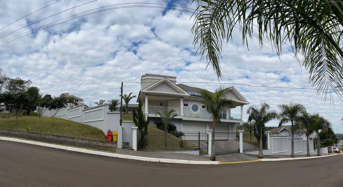 Casa com 3 quartos, Centro - Nova Candelária