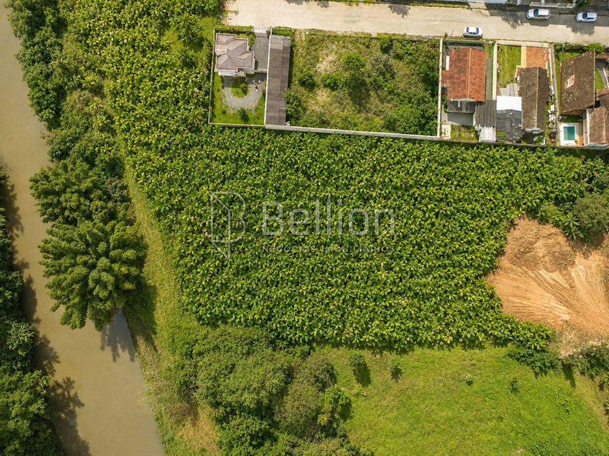 Terreno à Venda no Centro de Rio dos Cedros 4.619,72 m²