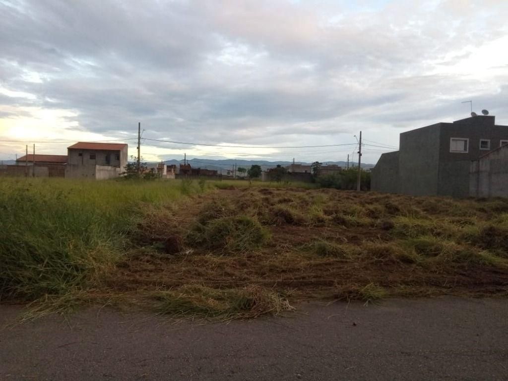 Lote/Terreno à Venda, Loteamento Residencial e Comercial Araguaia - Pindamonhangaba - Lote/Terreno em Loteamento Residencial e Comercial Araguaia, Pindamonhangaba - à venda - EDSON DERRICO IMOVEIS LTDA