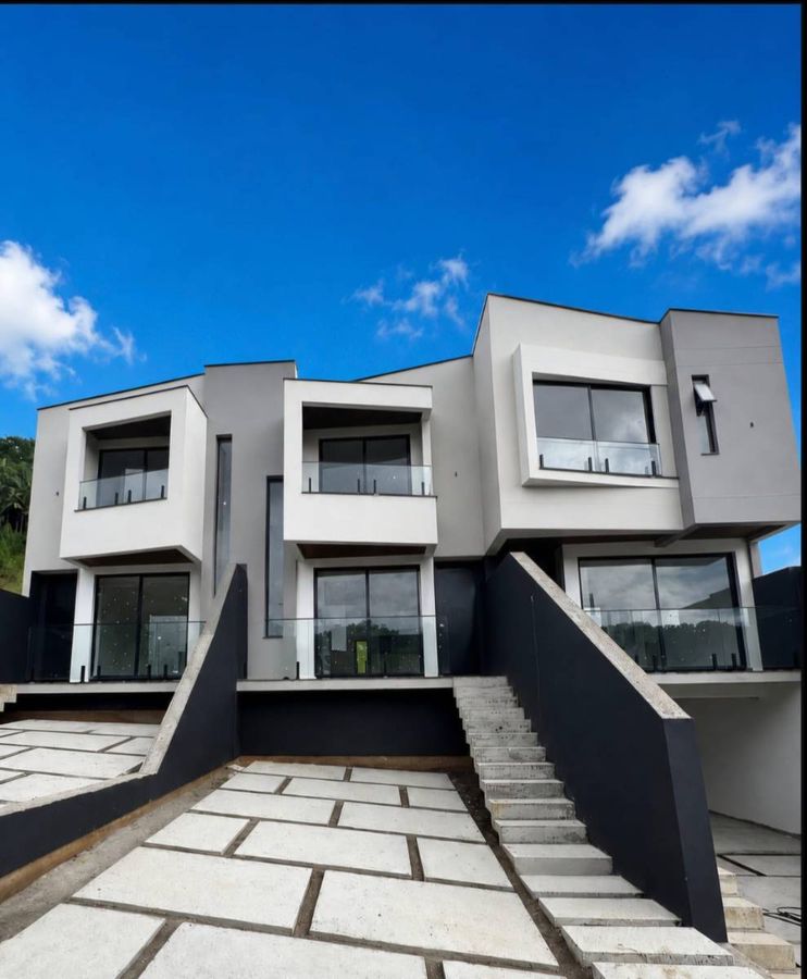 Sobrado Geminado com 3 Suítes no Bremer, em Rio do Sul - Sobrado em Bremer, Rio do Sul - à venda - Macchio Engenharia e negócios imobiliários