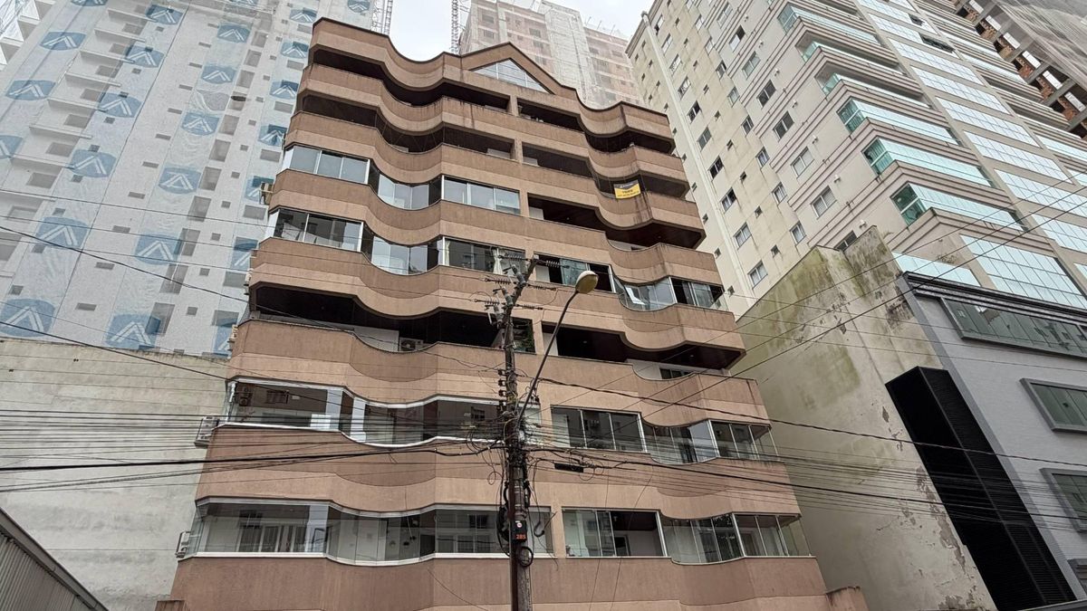 Apartamento 3 Dormitórios à Venda no Casa Blanca — Meia Praia, Itapema - Apartamento em Meia Praia, Itapema - à venda - JSobrinho Imóveis