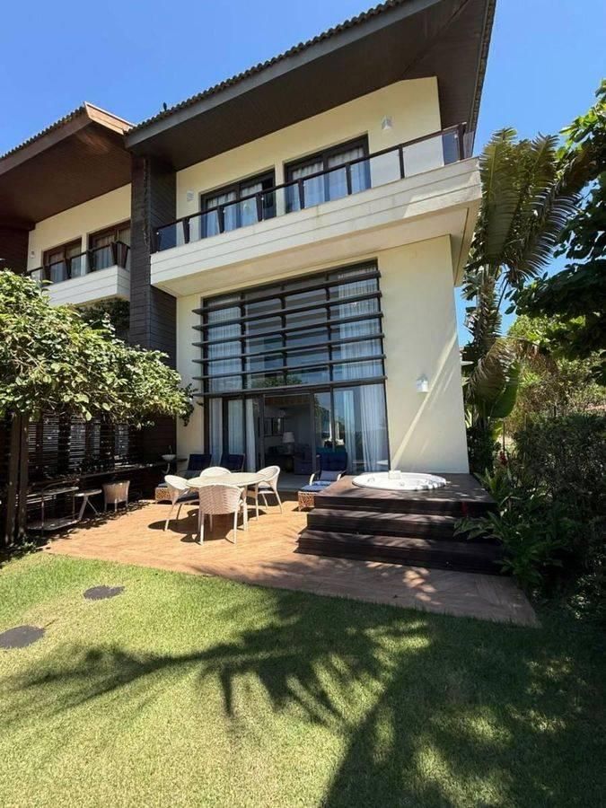 Casa de 306.3 m² Alto Padrão Frente ao Mar | Jequiti Resort - Casa de Condomínio em Balneário Praia do Pernambuco, Guarujá - à venda - YVY-in Inteligência Imobiliária Ltda