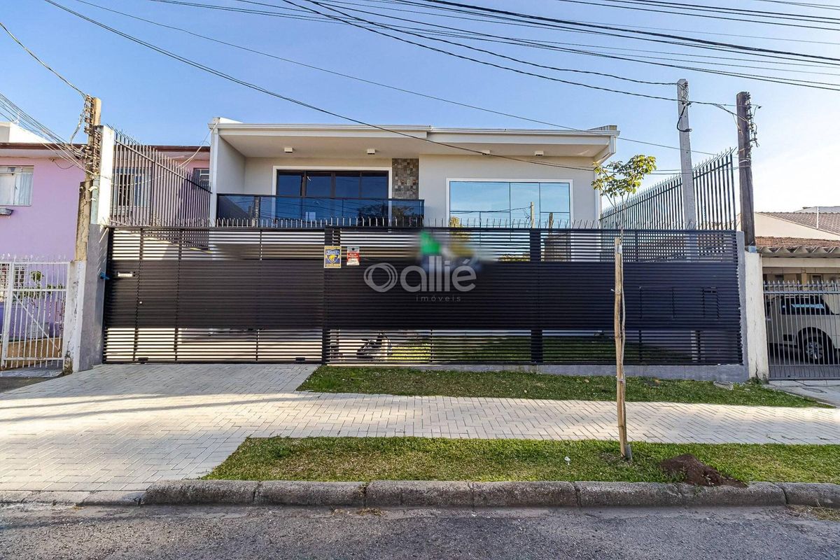 Aluguel CASA CURITIBA PR Brasil - Casa em Jardim Botânico, Curitiba - para locação - Allié Empreendimentos Imobiliários LTDA