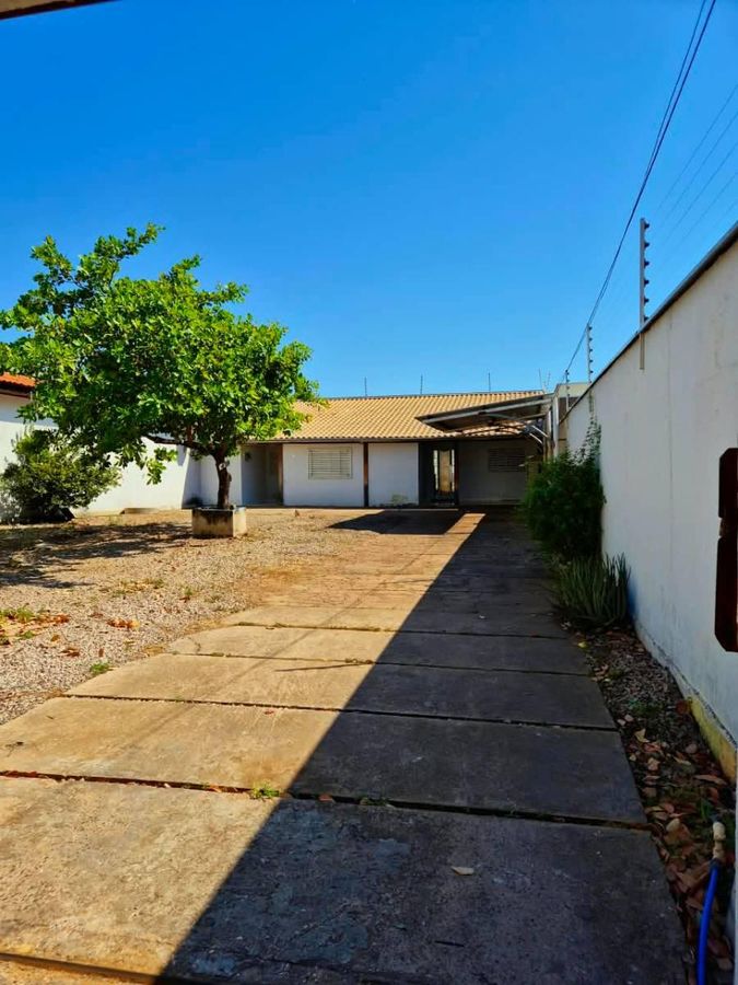 Vende-se Casa em Bairro Jardim Califórnia - Casa em Jardim Califórnia, Cuiabá - à venda - Prime House Inteligência Imobiliária