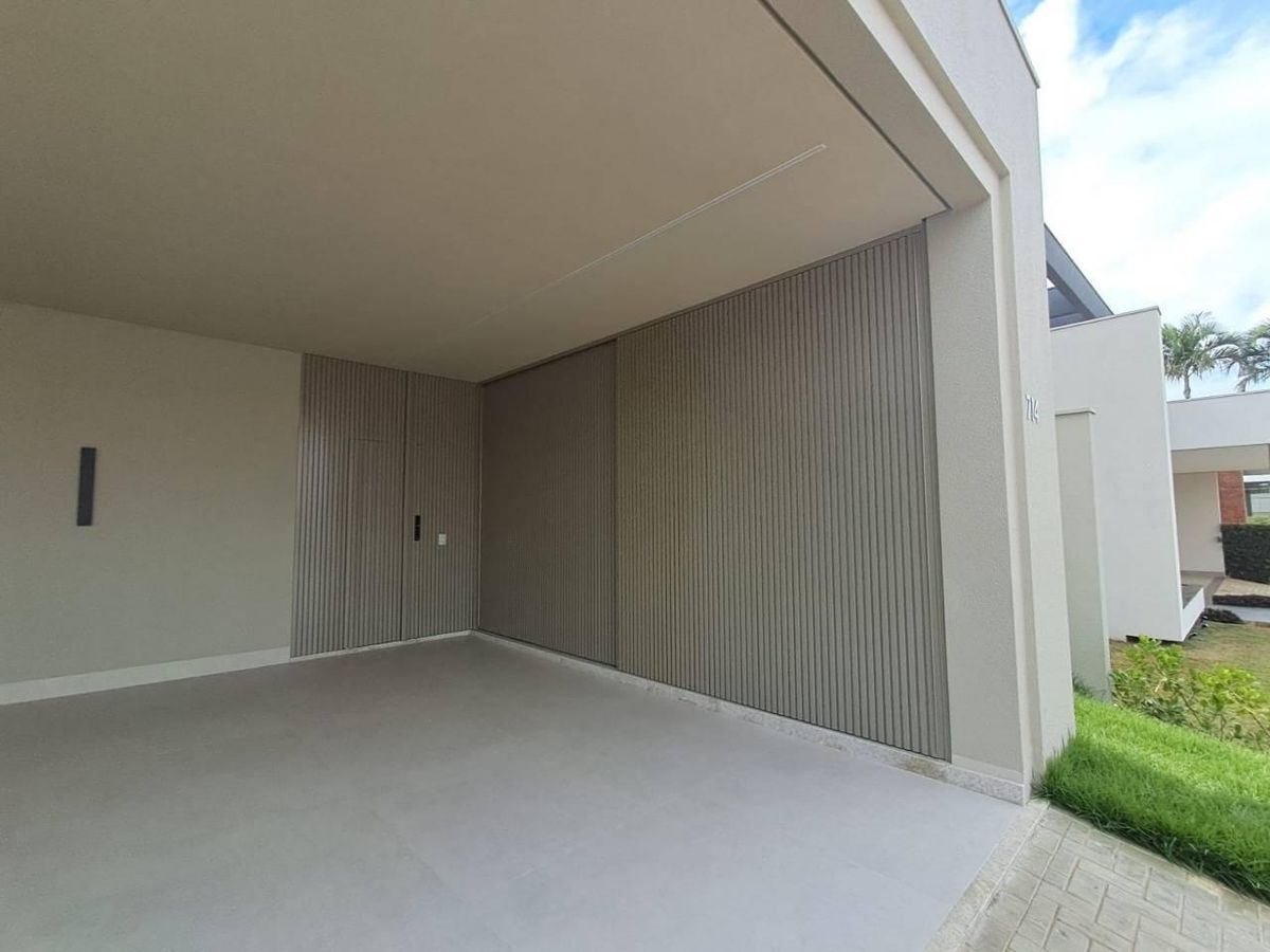 Casa com 3 quartos, 3 suítes - Residencial Cidade Jardim, Sorriso