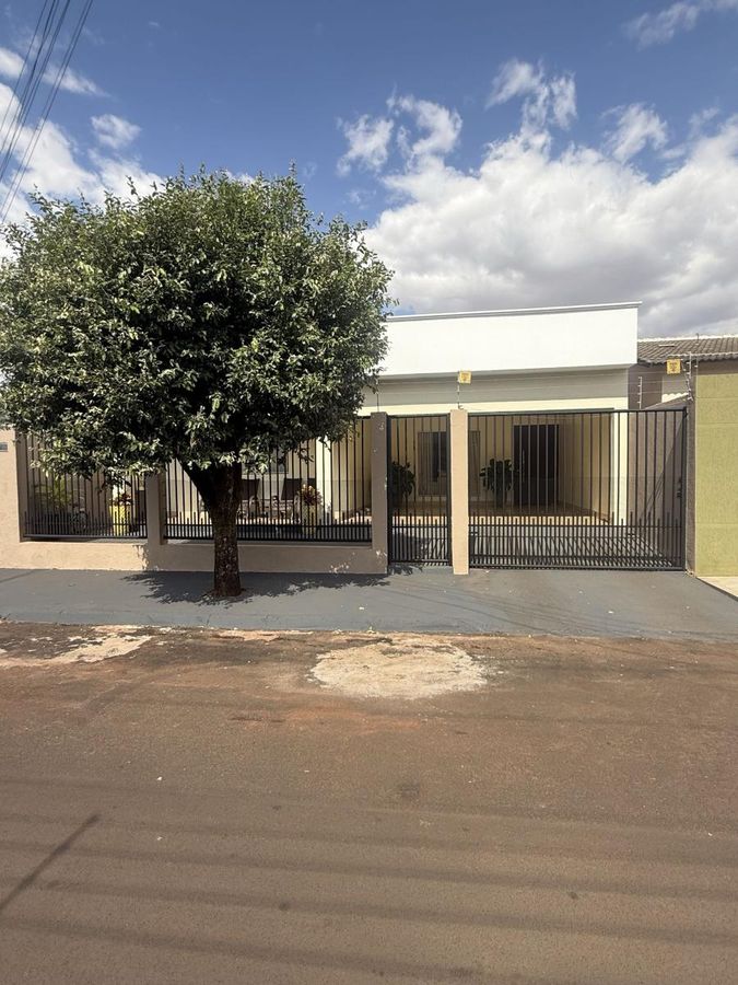 Casa com 4 quartos, Parque das Laranjeiras Prolongamento - Rio Verde - Casa em Parque das Laranjeiras Prolongamento, Rio Verde - à venda - Futura Imóveis